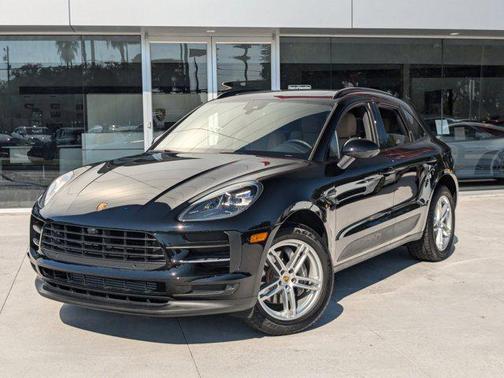 2021 Porsche Macan AWD