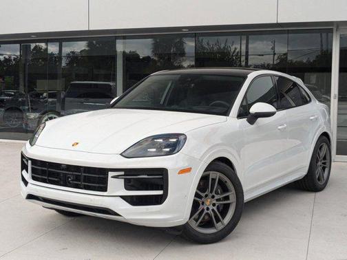 2024 Porsche Cayenne Coupe AWD