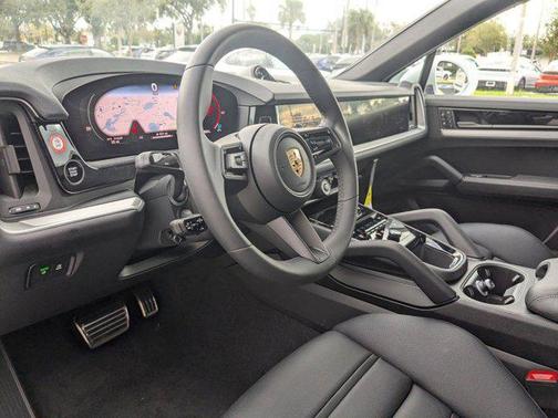 2024 Porsche Cayenne Coupe AWD