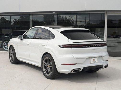 2024 Porsche Cayenne Coupe AWD