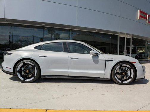 2023 Porsche Taycan GTS