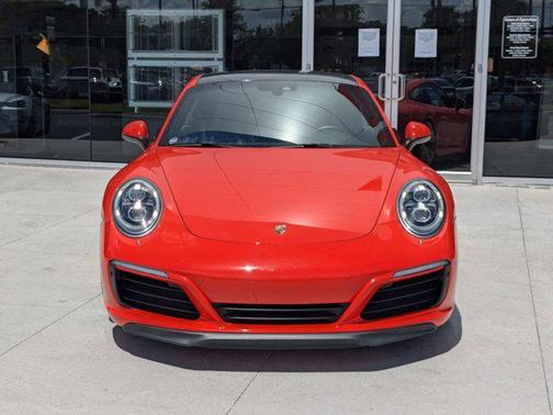 2017 Porsche 911 Carrera