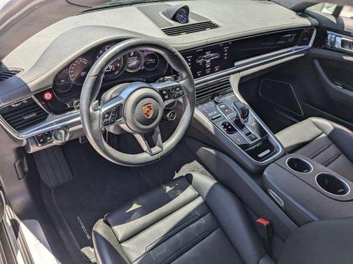 2020 Porsche Panamera E-Hybrid 4