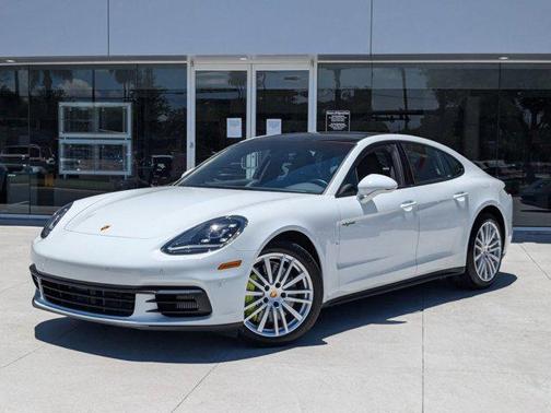 2020 Porsche Panamera E-Hybrid 4