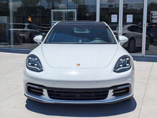 2020 Porsche Panamera E-Hybrid 4