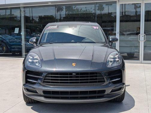 2021 Porsche Macan Base