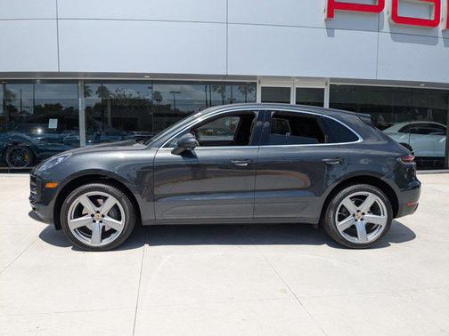 2021 Porsche Macan Base
