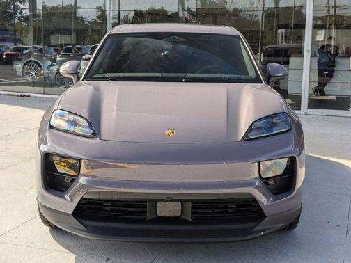 2025 Porsche Macan Electric