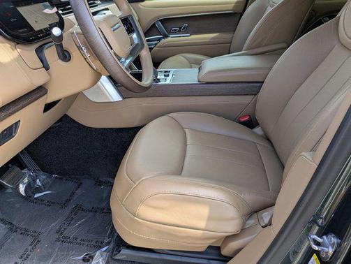2023 Land Rover Range Rover P530 SE