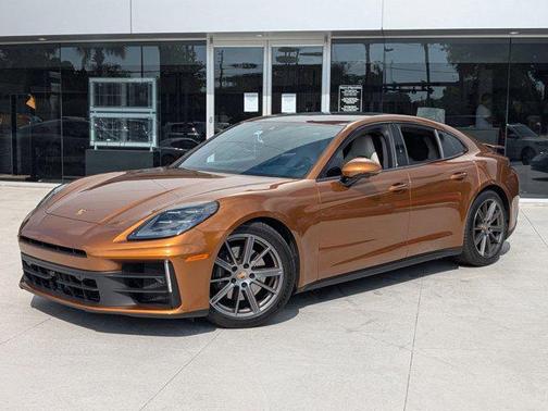 2024 Porsche Panamera 4