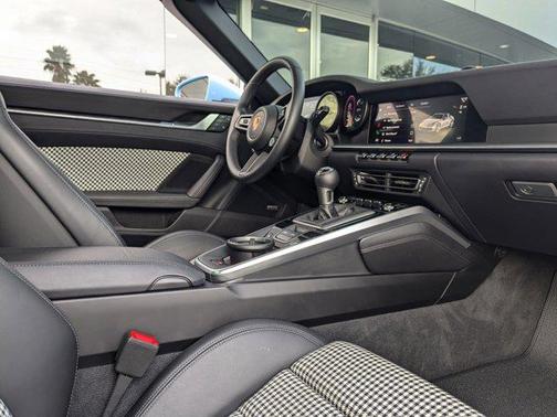 2024 Porsche 911 Targa 4S