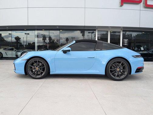 2024 Porsche 911 Targa 4S