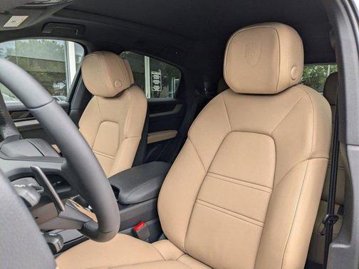 2025 Porsche Cayenne Cayenne E-Hybrid