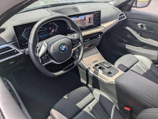 2025 BMW 330 i xDrive