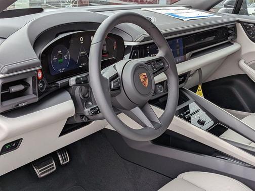 Volcano Grey Metallic 2026 Porsche Macan Macan Electric 4