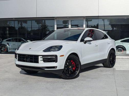 2024 Porsche Cayenne S