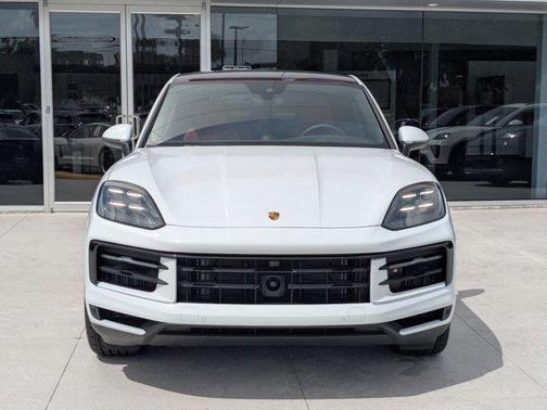 2026 Porsche Cayenne E-Hybrid