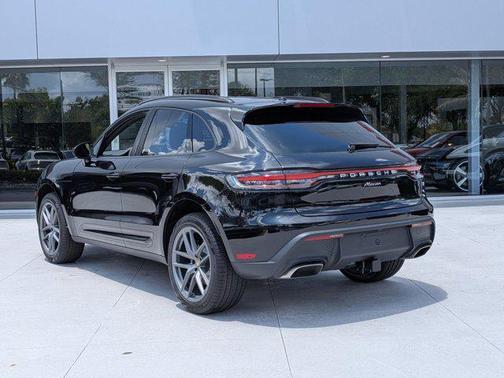 Jet Black Metallic 2026 Porsche Macan Macan