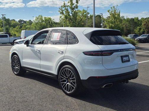 White 2021 Porsche Cayenne Cayenne