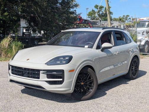 2024 Porsche Cayenne AWD