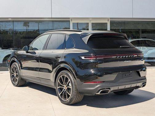 2025 Porsche Cayenne Cayenne