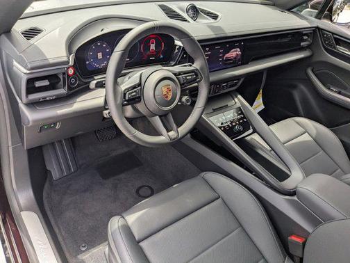 2025 Porsche Macan Electric