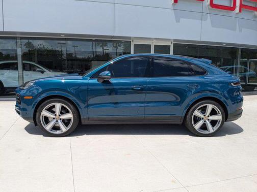 2024 Porsche Cayenne Coupe AWD