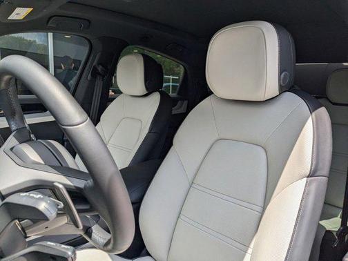 2024 Porsche Cayenne Coupe AWD