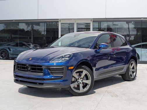 2025 Porsche Macan AWD