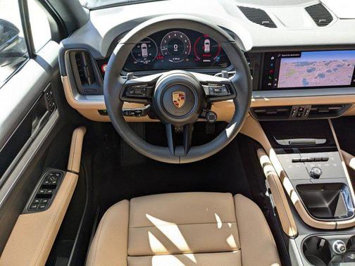 2025 Porsche Cayenne AWD