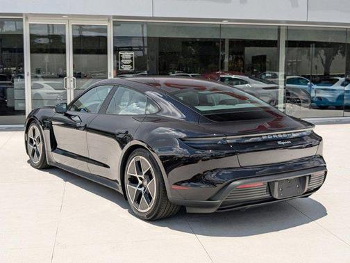 2025 Porsche Taycan RWD