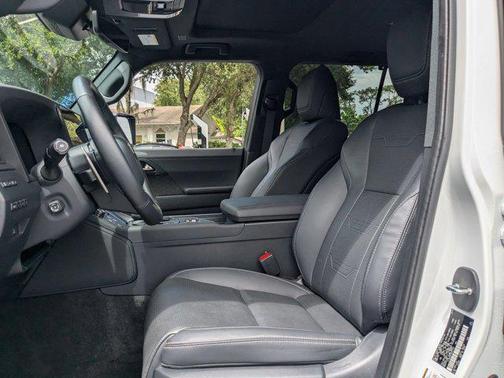 2024 Lexus GX 550 Luxury