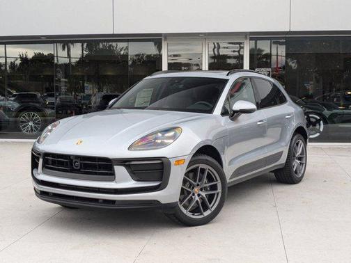 2025 Porsche Macan AWD