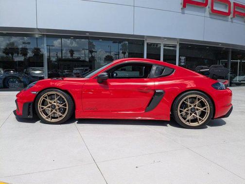 2023 Porsche 718 Cayman GT4 RS