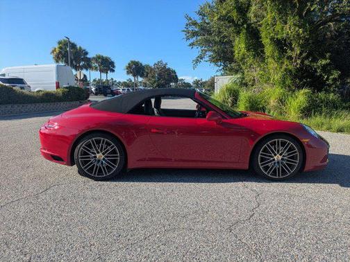 2017 Porsche 911 Carrera