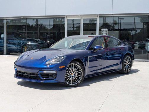 2023 Porsche Panamera Platinum Edition