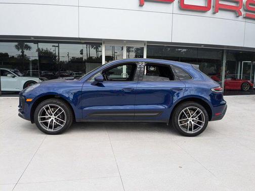 2024 Porsche Macan Base