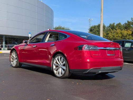 2015 Tesla Model S 85
