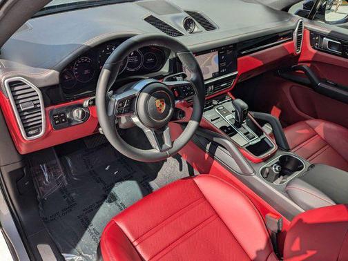 2021 Porsche Cayenne Coupe AWD