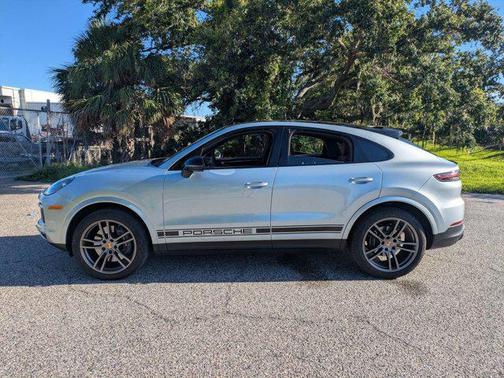 2021 Porsche Cayenne Coupe AWD