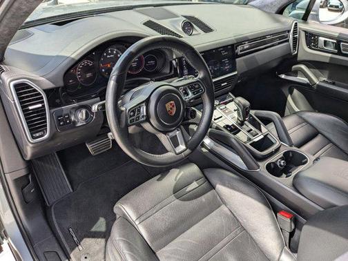 2020 Porsche Cayenne Turbo