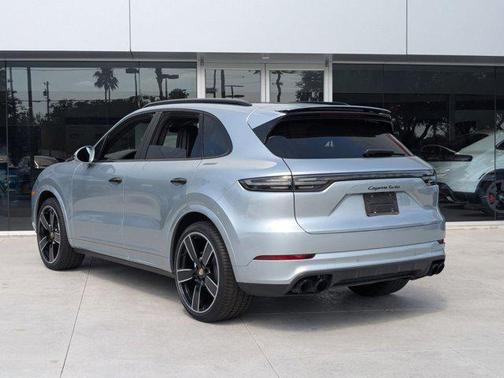2020 Porsche Cayenne Turbo