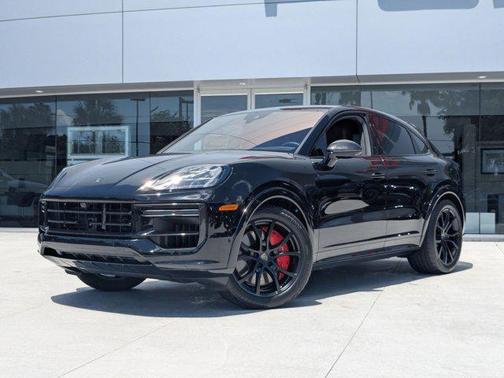 2025 Porsche Cayenne Turbo
