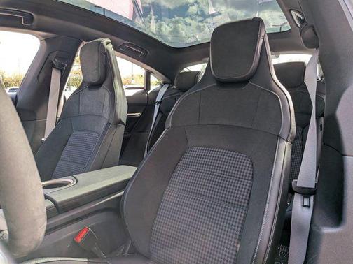 2025 Porsche Taycan 4S