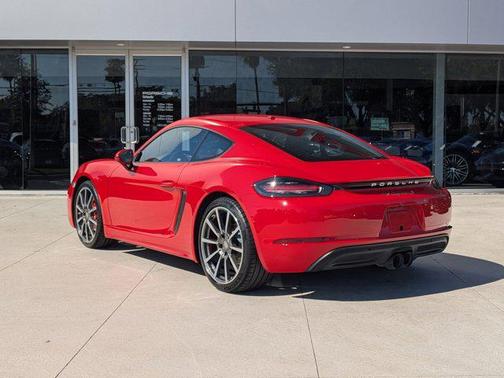 2018 Porsche 718 Cayman S