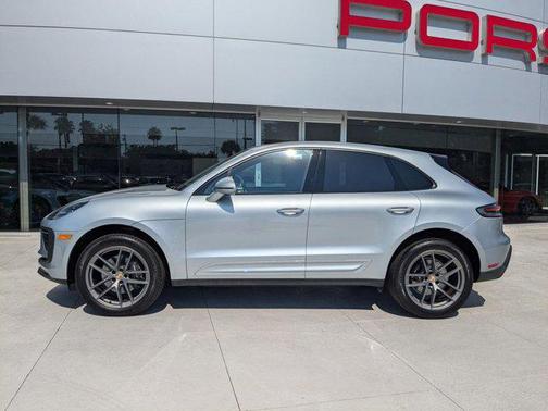 2024 Porsche Macan Base