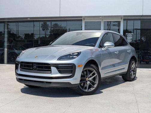 2024 Porsche Macan Base