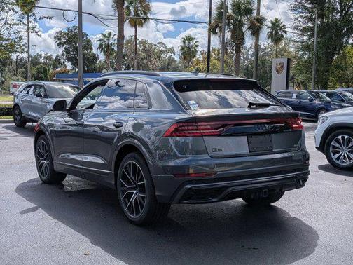 2021 Audi Q8 55 Prestige