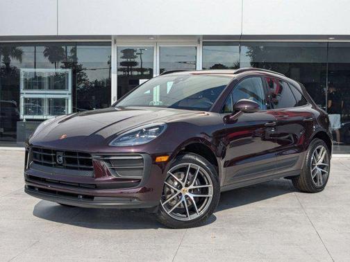 Copper Ruby Metallic 2025 Porsche Macan Macan