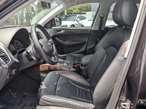 2017 Audi Q5 2.0T Premium Plus